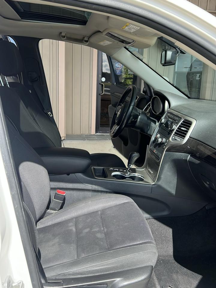 Jeep Grand Cherokee  2011