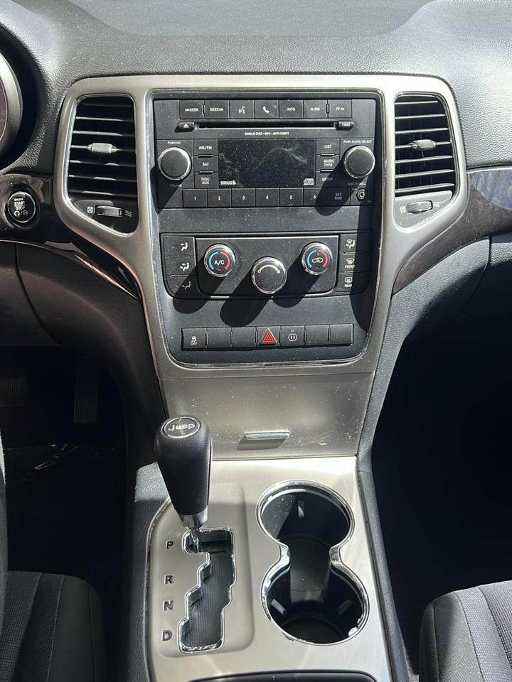 Jeep Grand Cherokee  2011