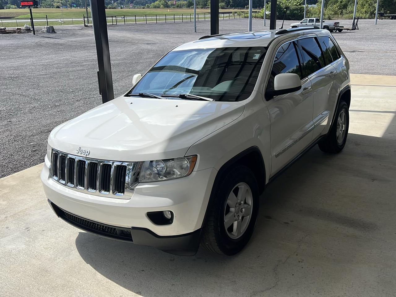 Jeep Grand Cherokee  2011