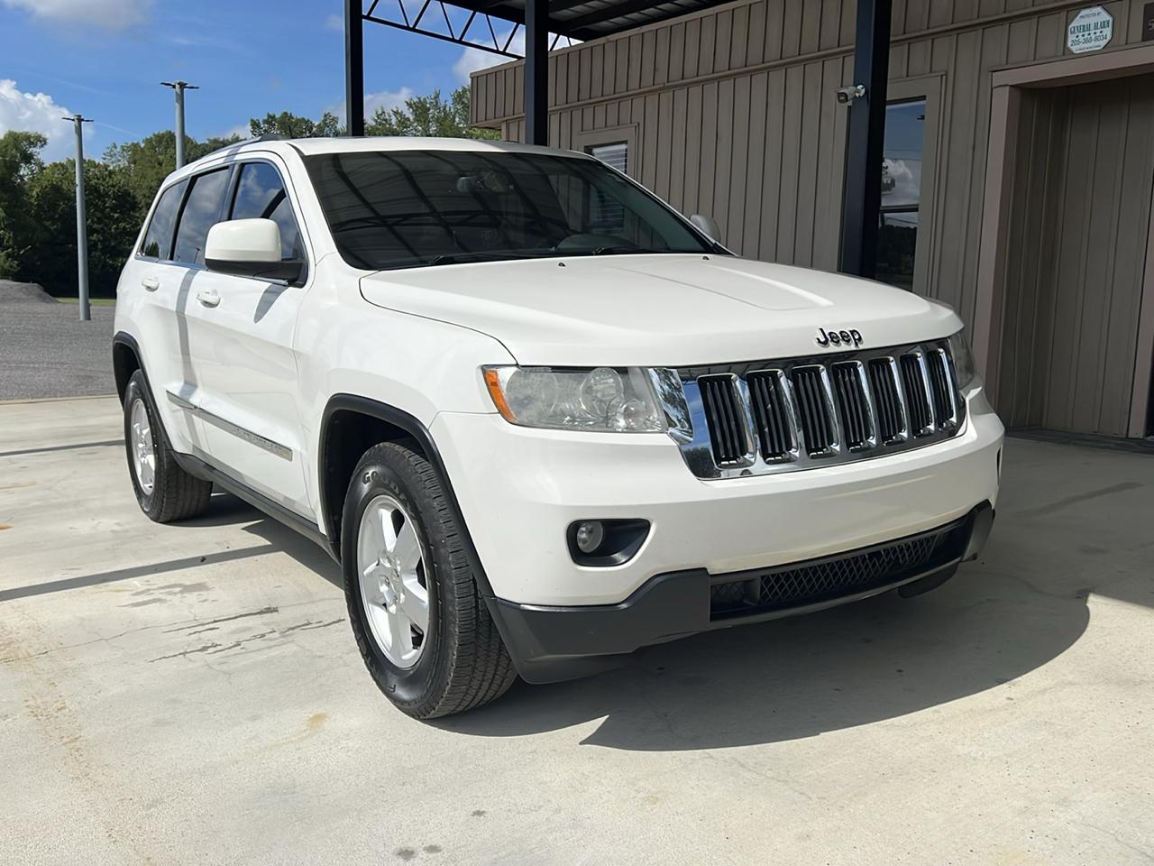 Jeep Grand Cherokee  2011