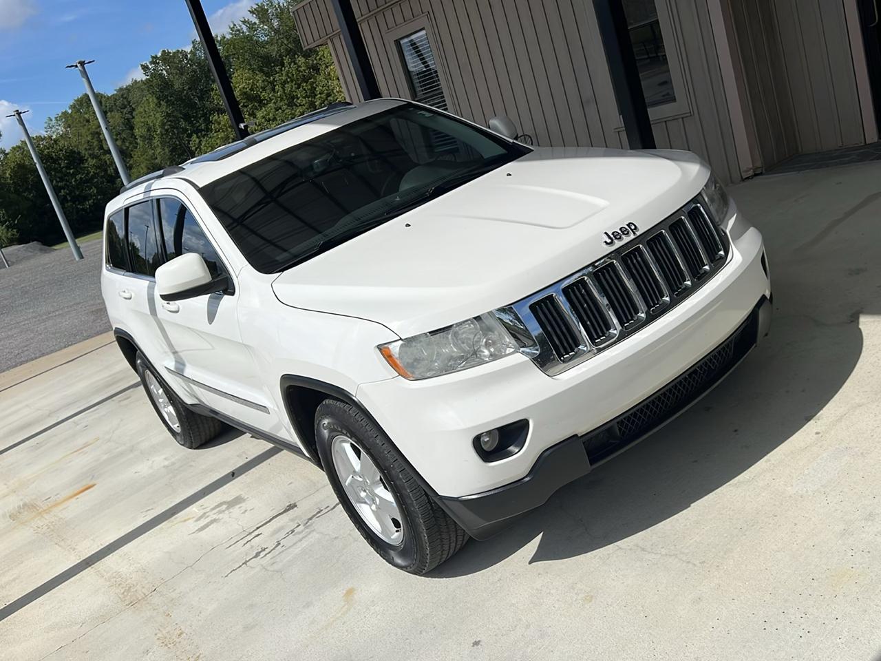 Jeep Grand Cherokee  2011