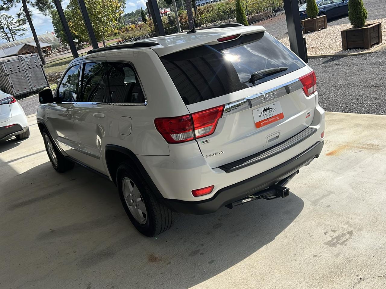 Jeep Grand Cherokee  2011