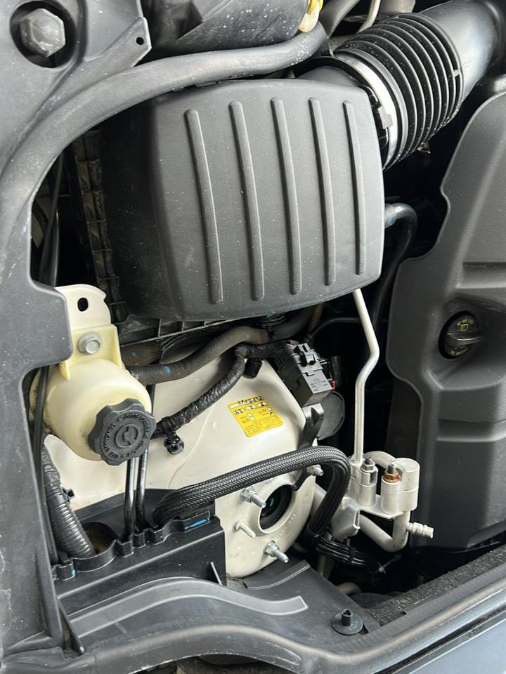 Jeep Grand Cherokee  2011