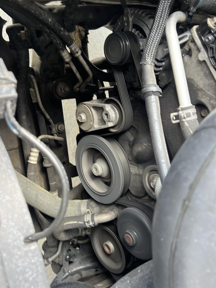 Jeep Grand Cherokee  2011