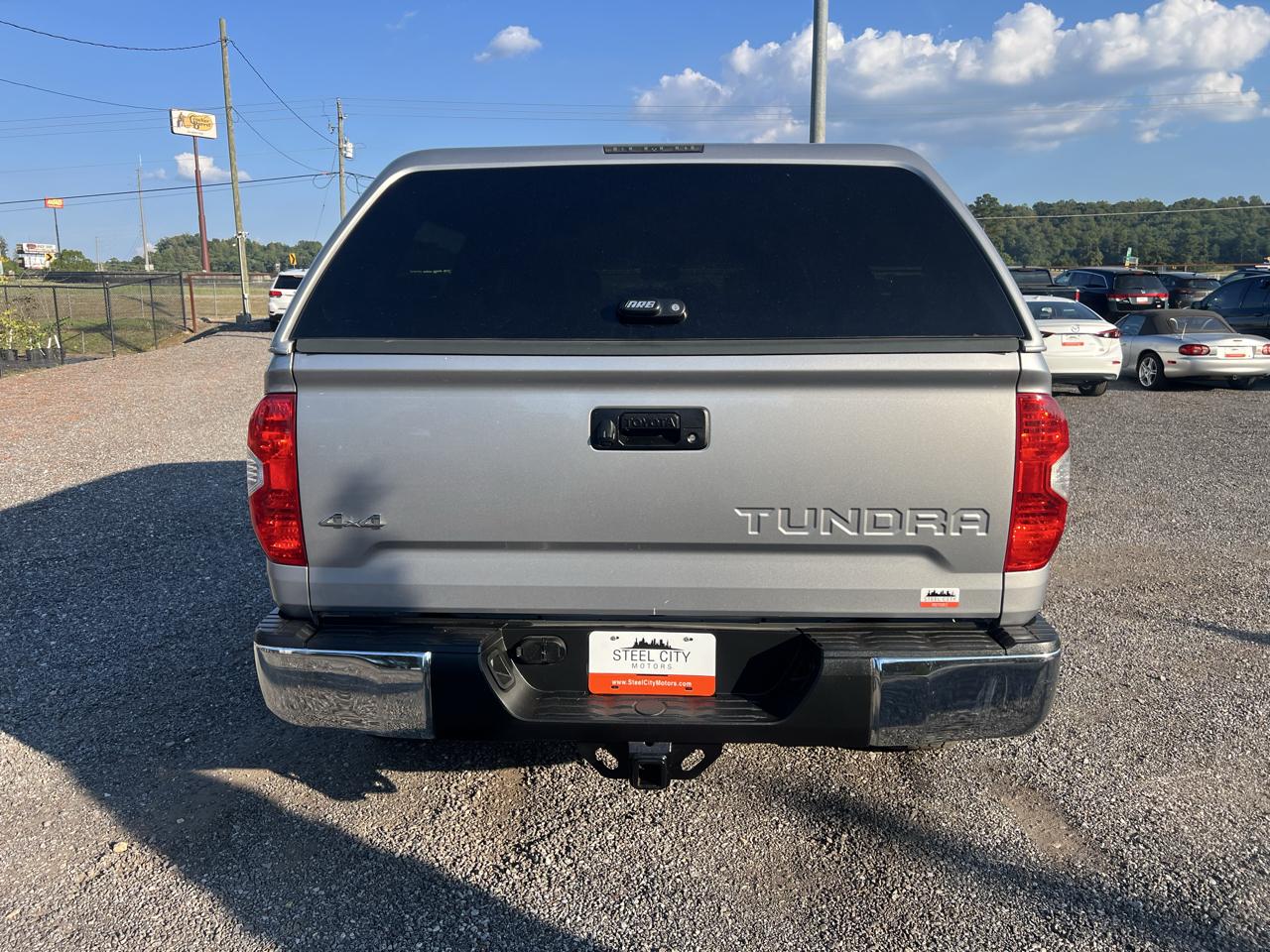 Toyota Tundra  2016