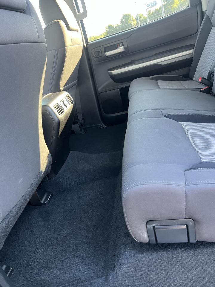 Toyota Tundra  2016