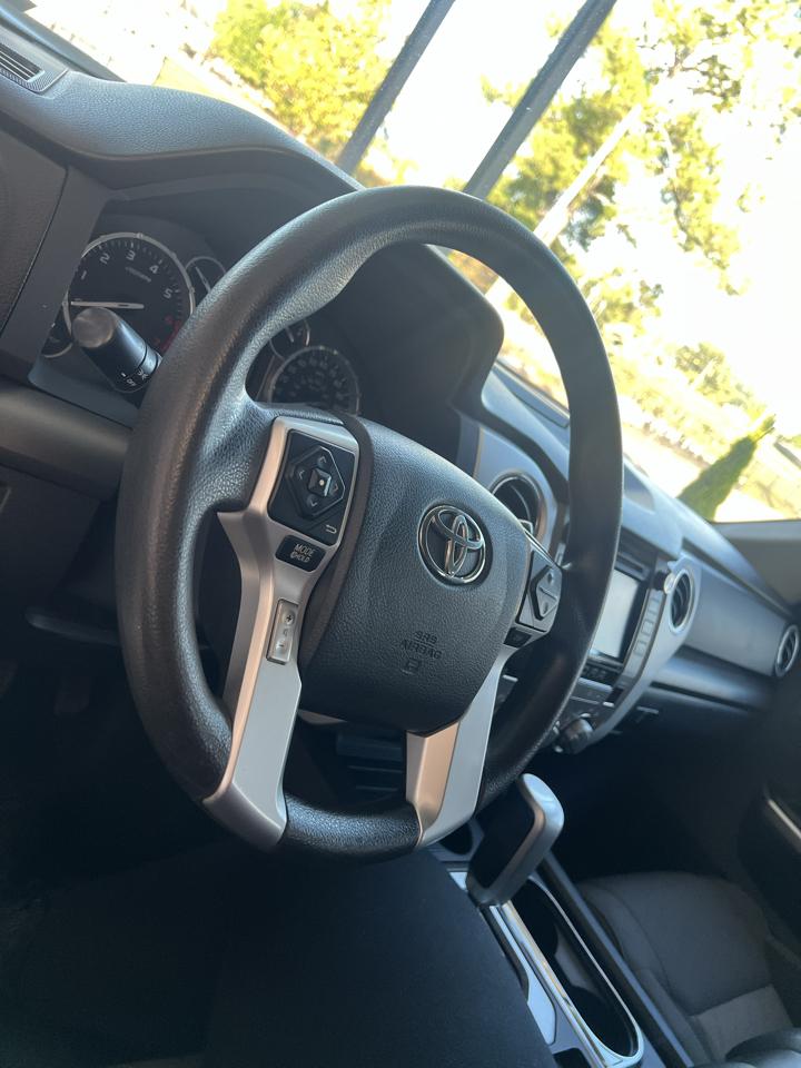 Toyota Tundra  2016
