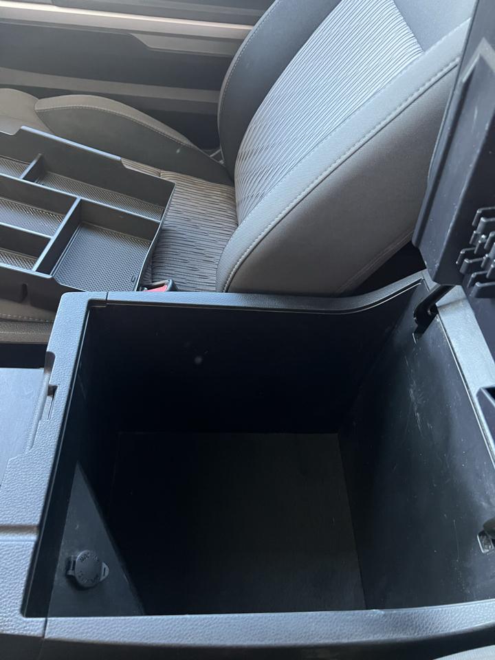 Toyota Tundra  2016