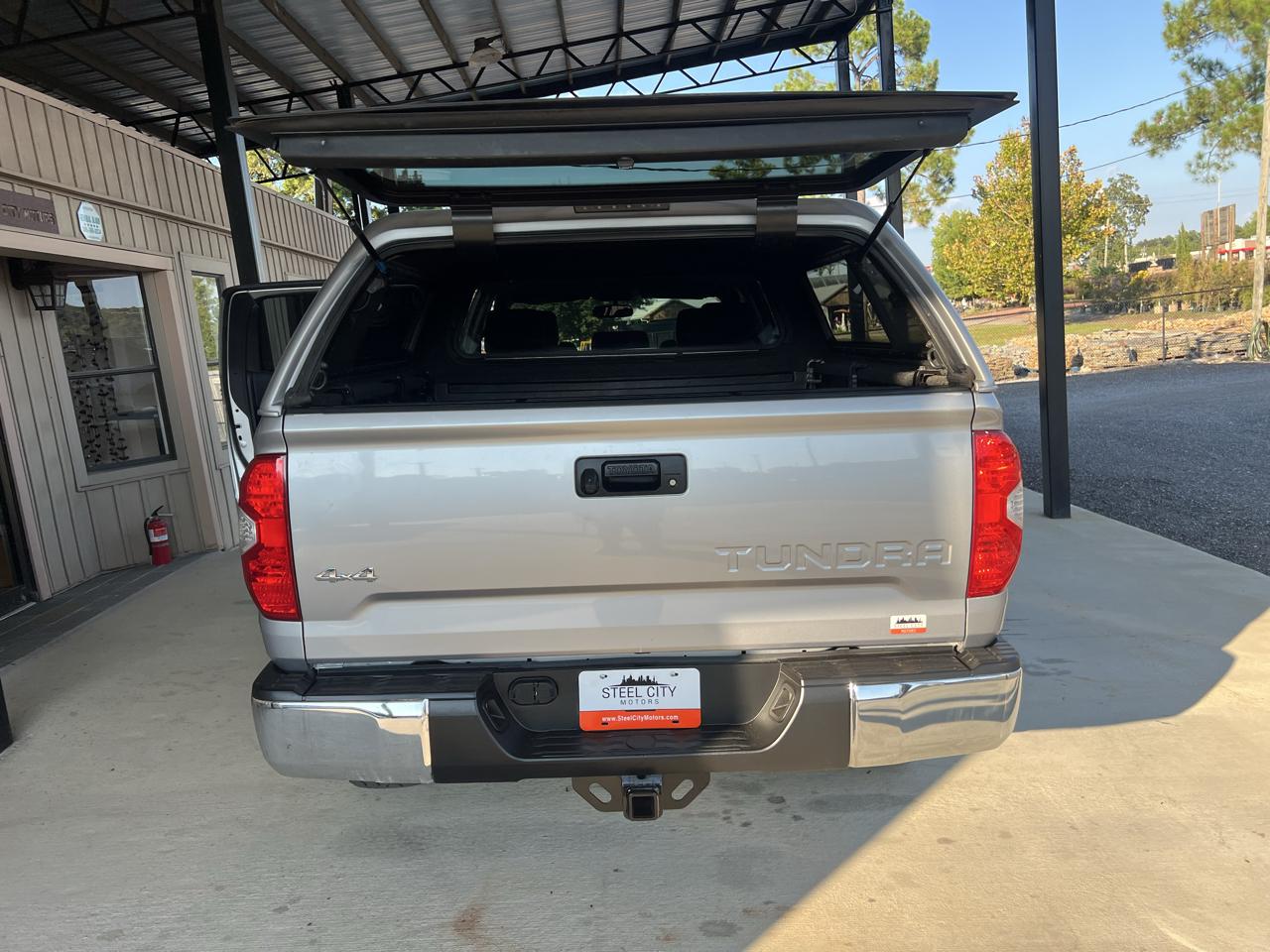 Toyota Tundra  2016