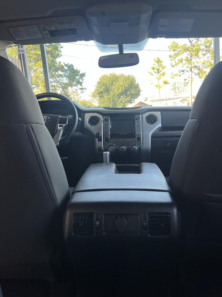 Toyota Tundra  2016