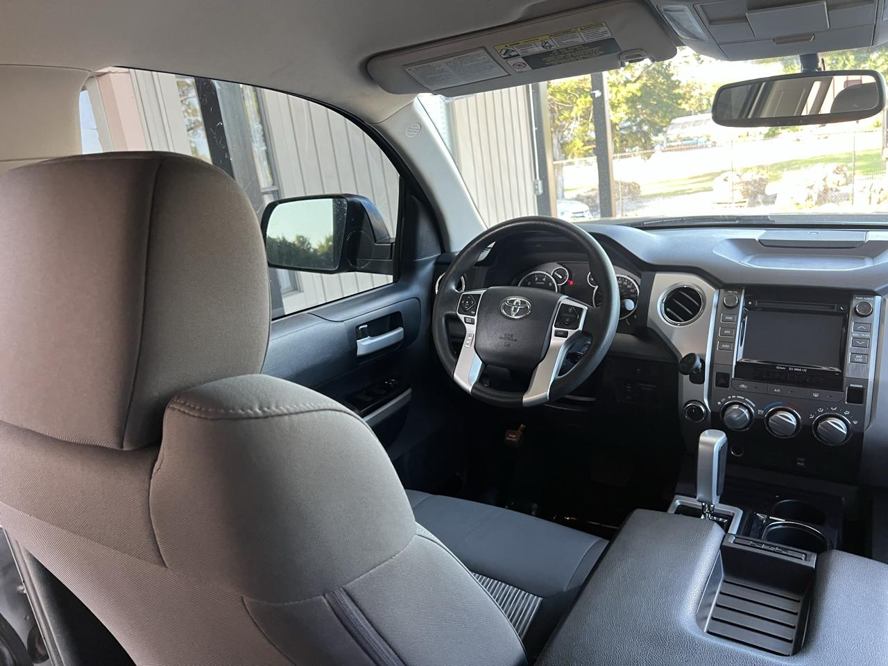 Toyota Tundra  2016