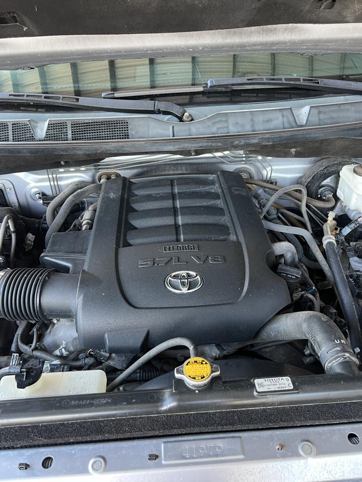 Toyota Tundra  2016