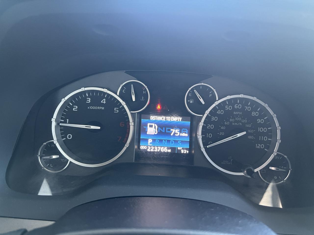 Toyota Tundra  2016