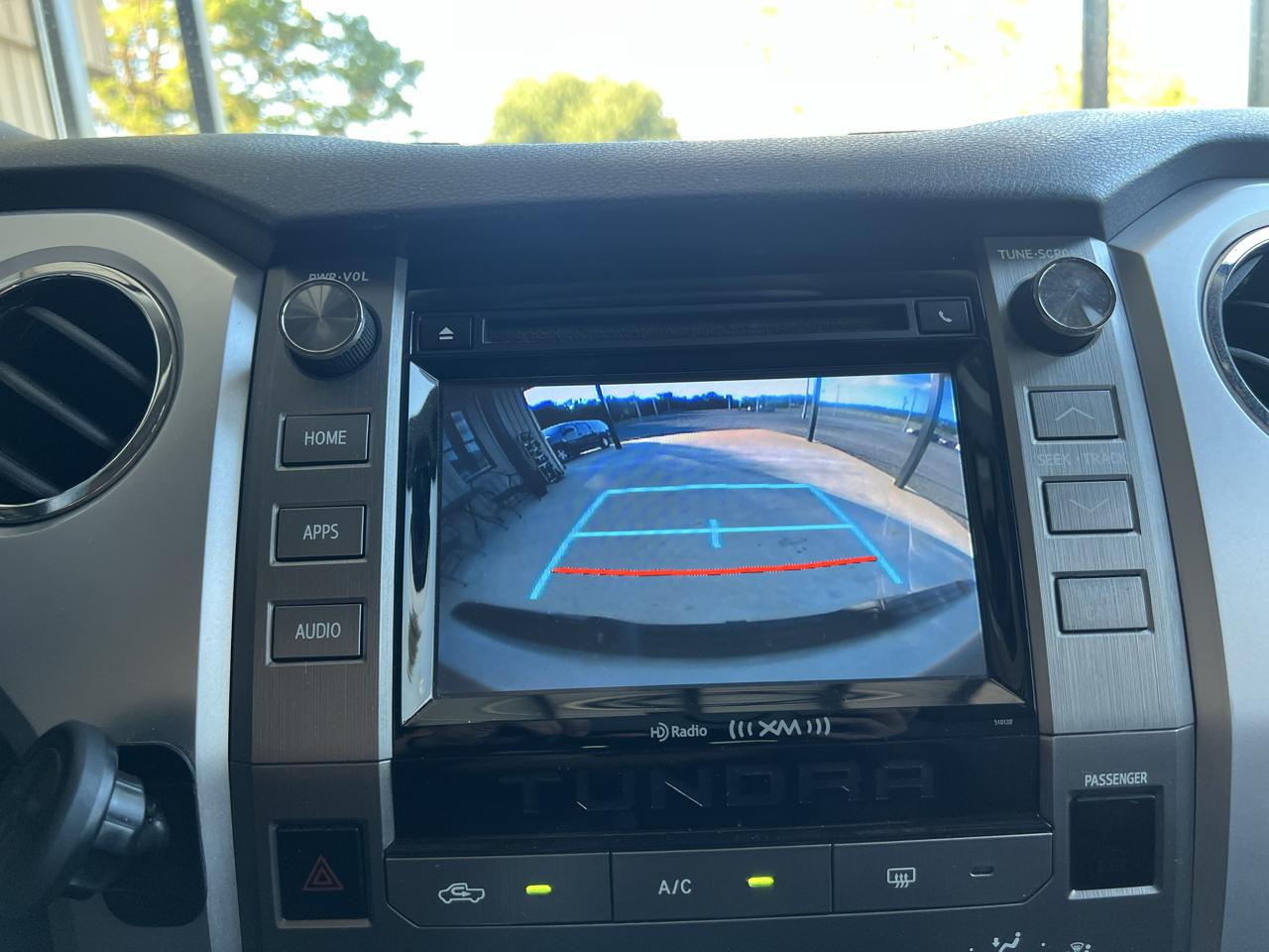 Toyota Tundra  2016