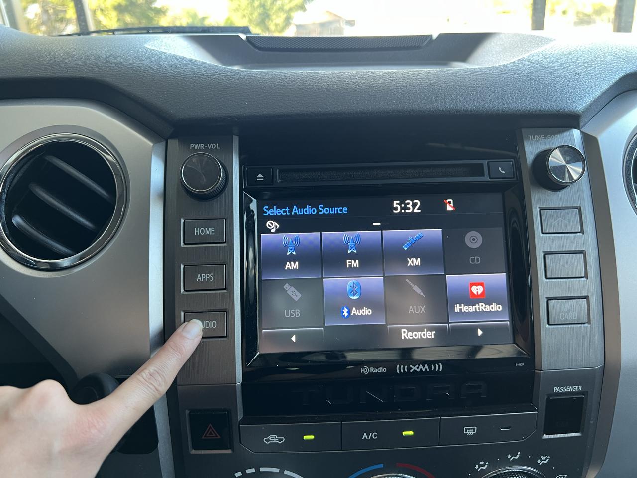 Toyota Tundra  2016