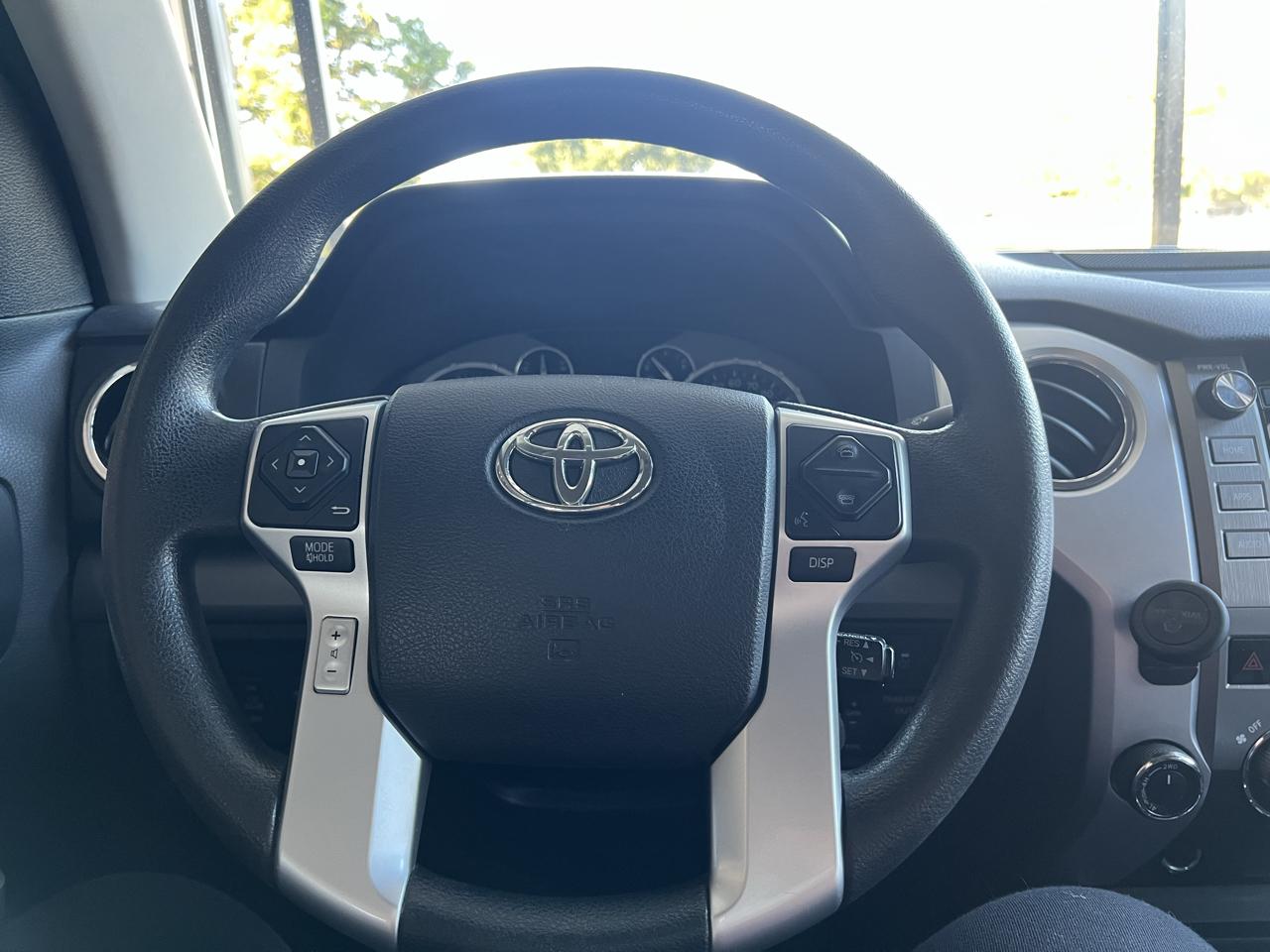 Toyota Tundra  2016