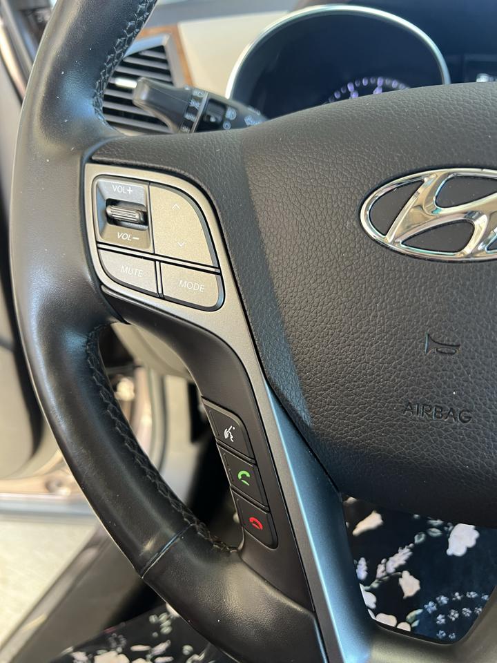 Hyundai Santa Fe  2014
