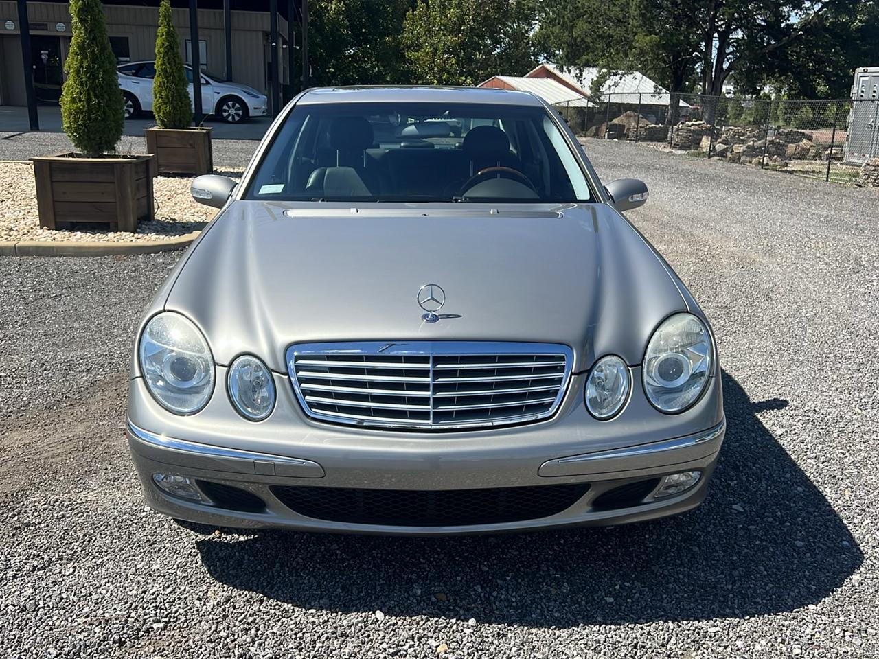 Mercedes-Benz E-Class  2004