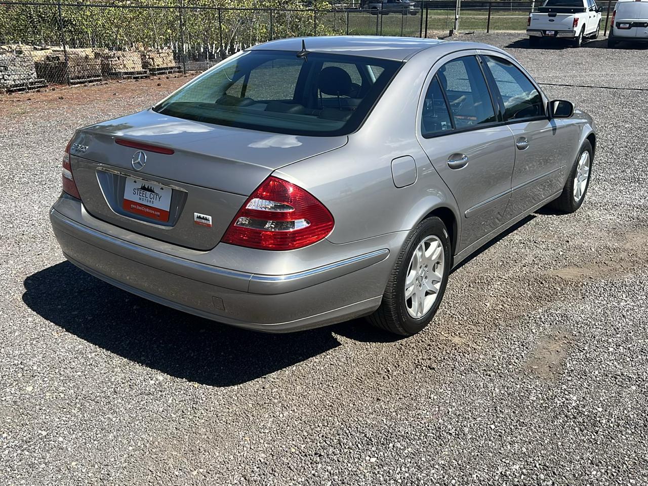 Mercedes-Benz E-Class  2004