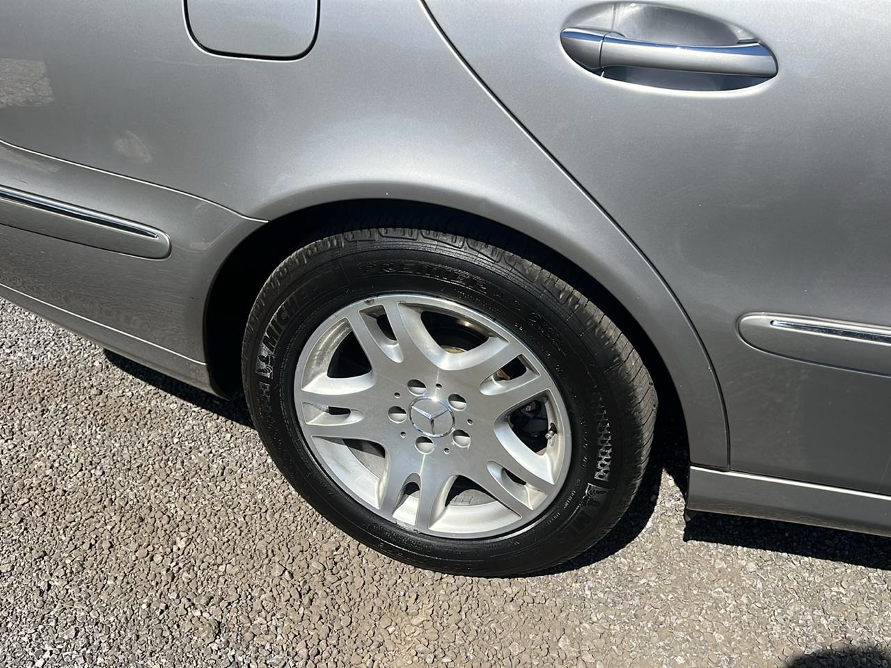 Mercedes-Benz E-Class  2004