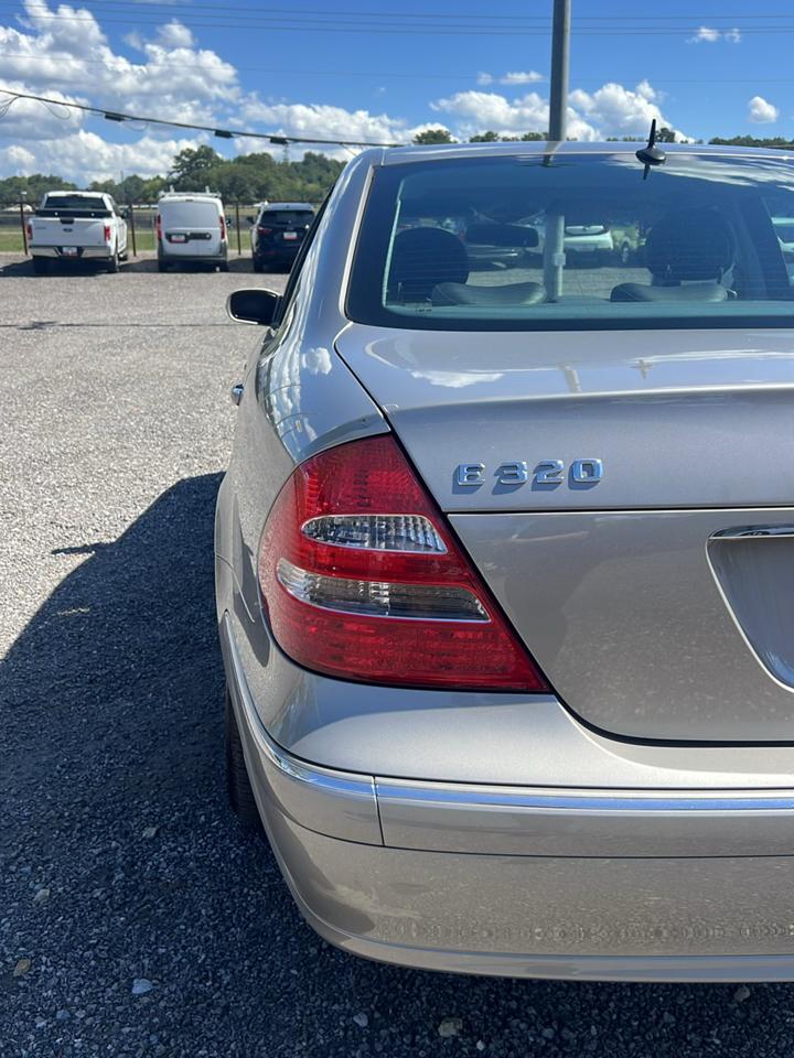 Mercedes-Benz E-Class  2004