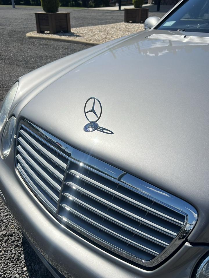 Mercedes-Benz E-Class  2004
