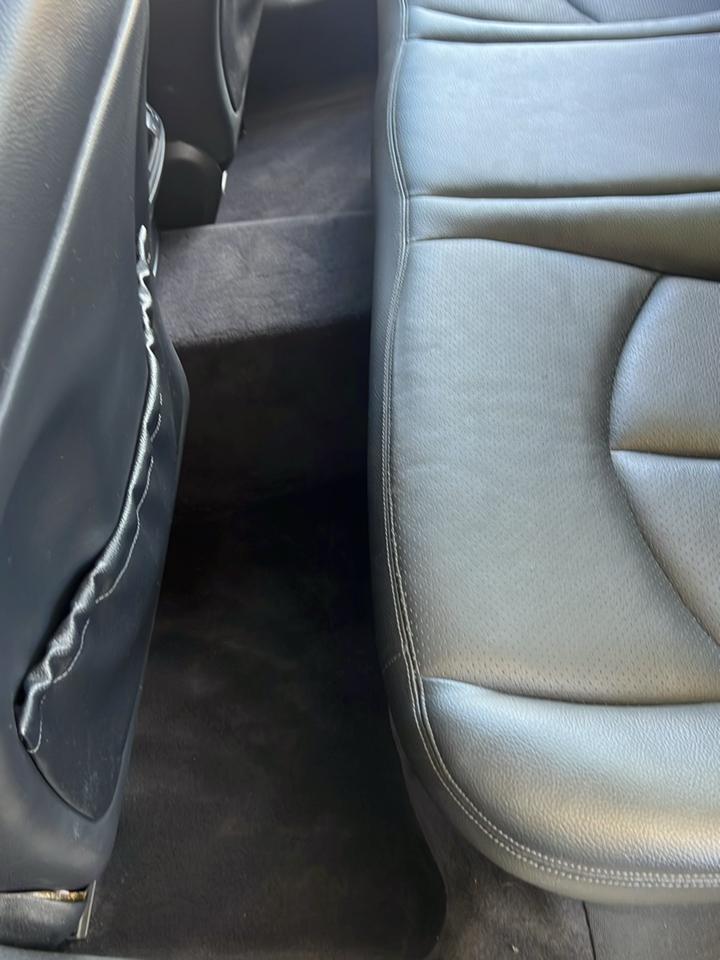 Mercedes-Benz E-Class  2004