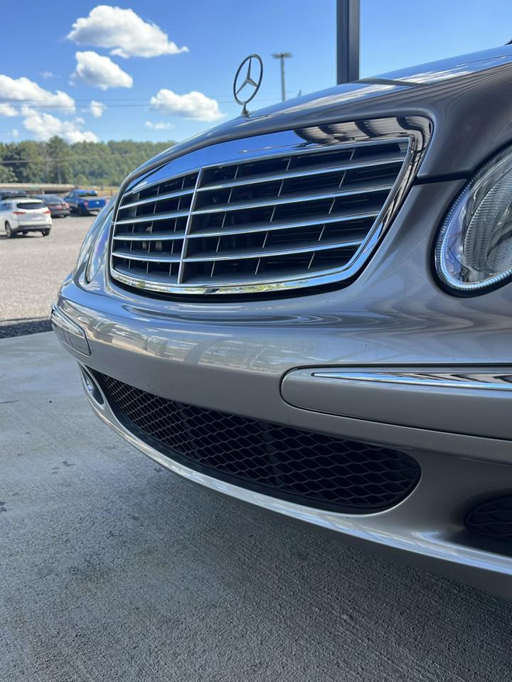 Mercedes-Benz E-Class  2004