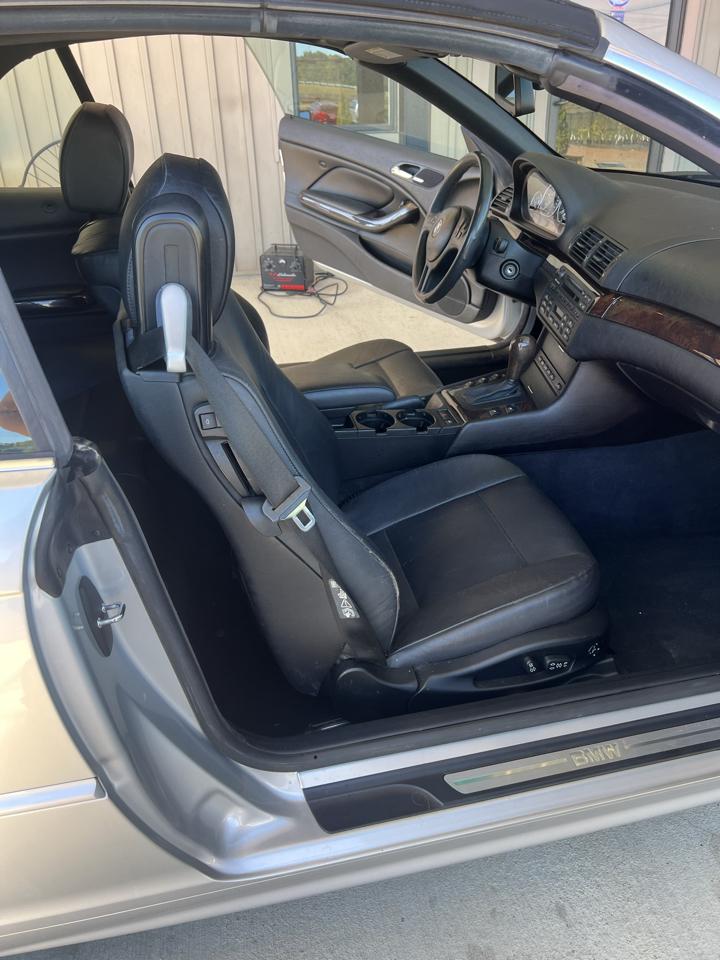 BMW 3-Series  2006