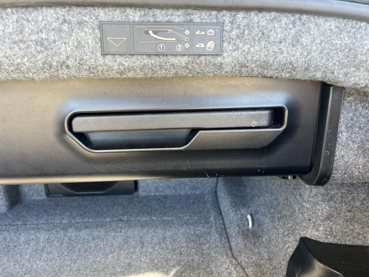 BMW 3-Series  2006