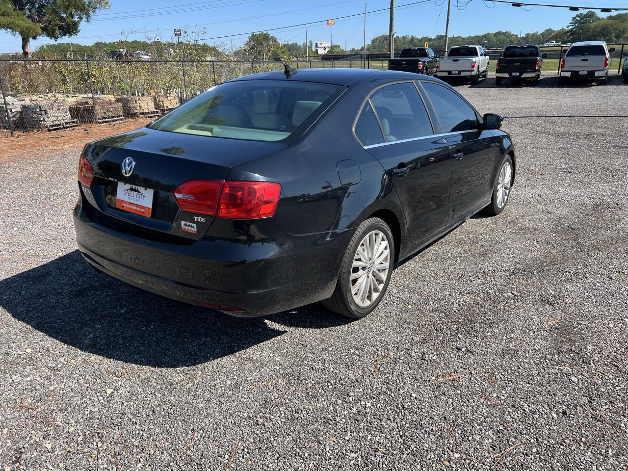 Volkswagen Jetta  2013