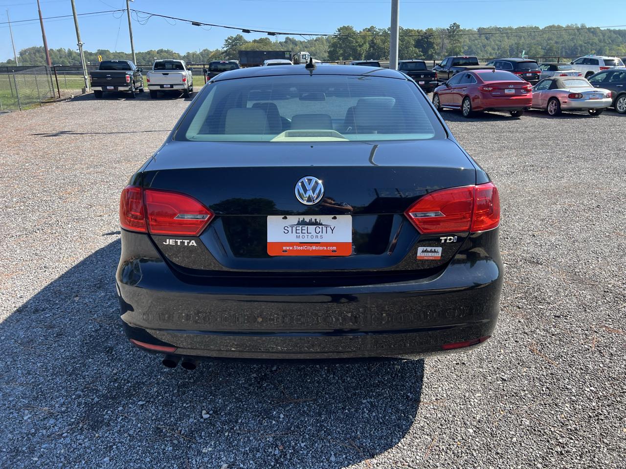 Volkswagen Jetta  2013