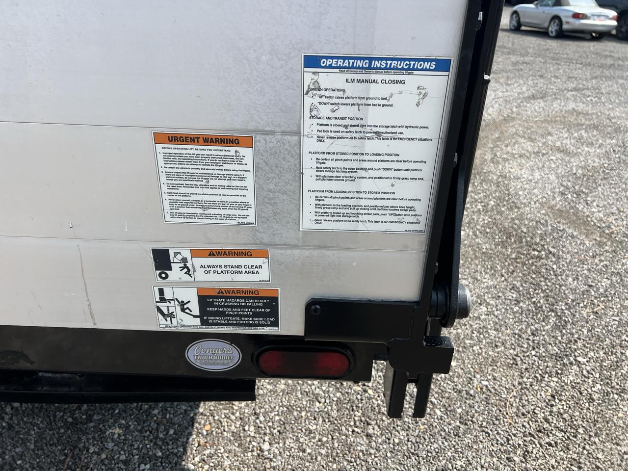 Isuzu NPR  2019