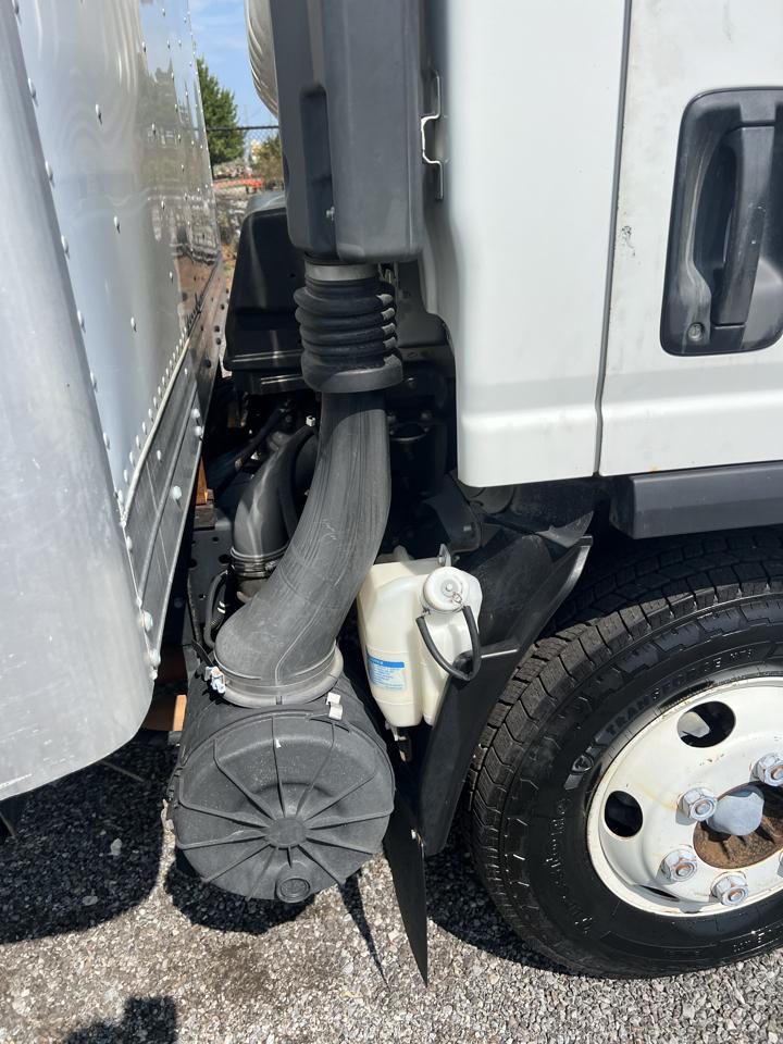 Isuzu NPR  2019