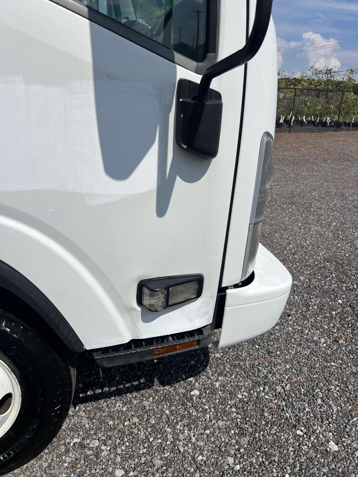 Isuzu NPR  2019