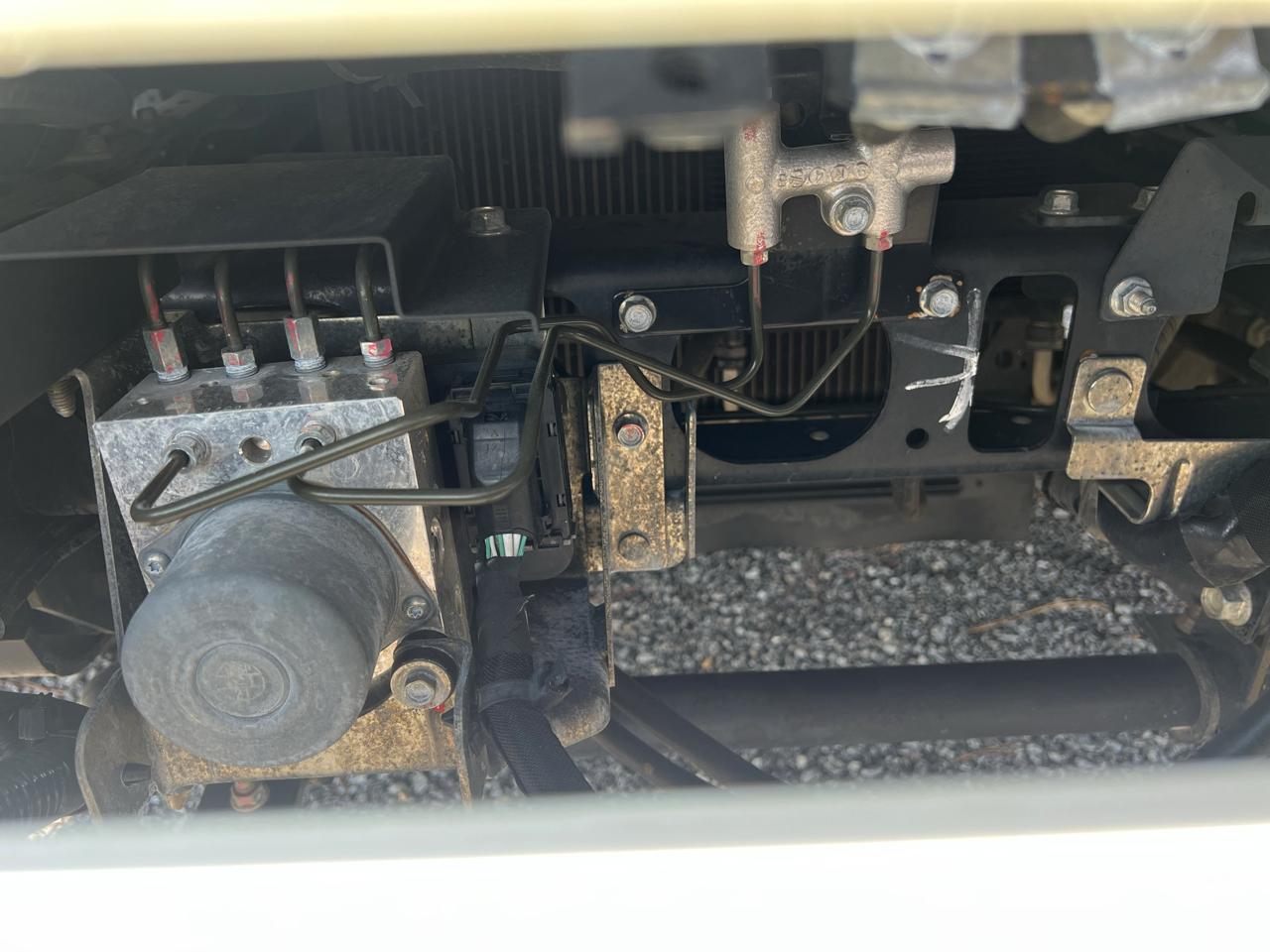 Isuzu NPR  2019