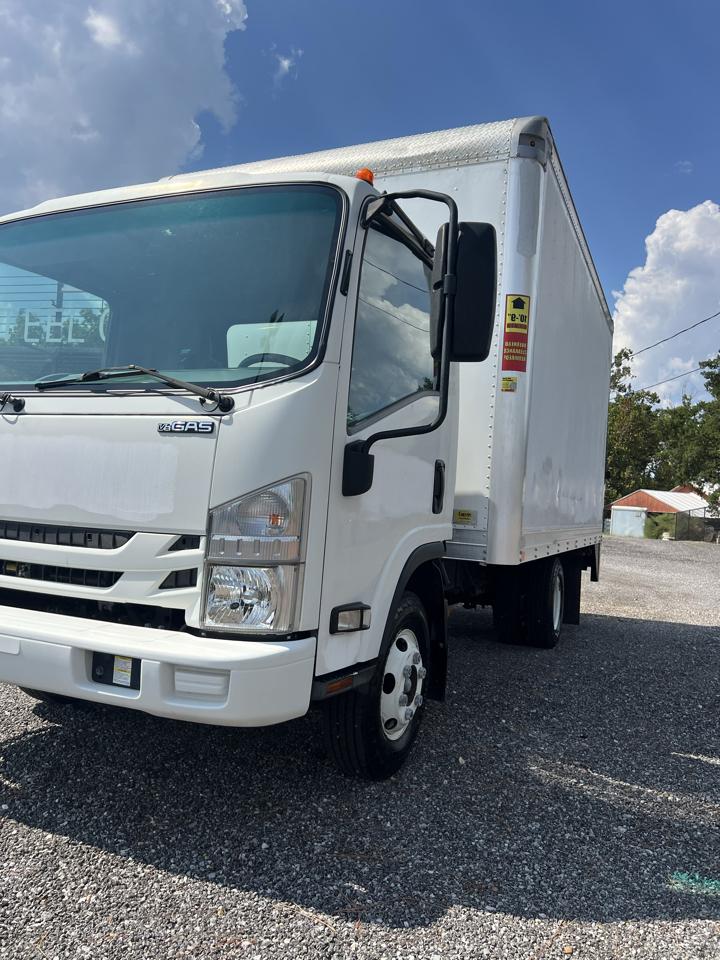 Isuzu NPR  2019