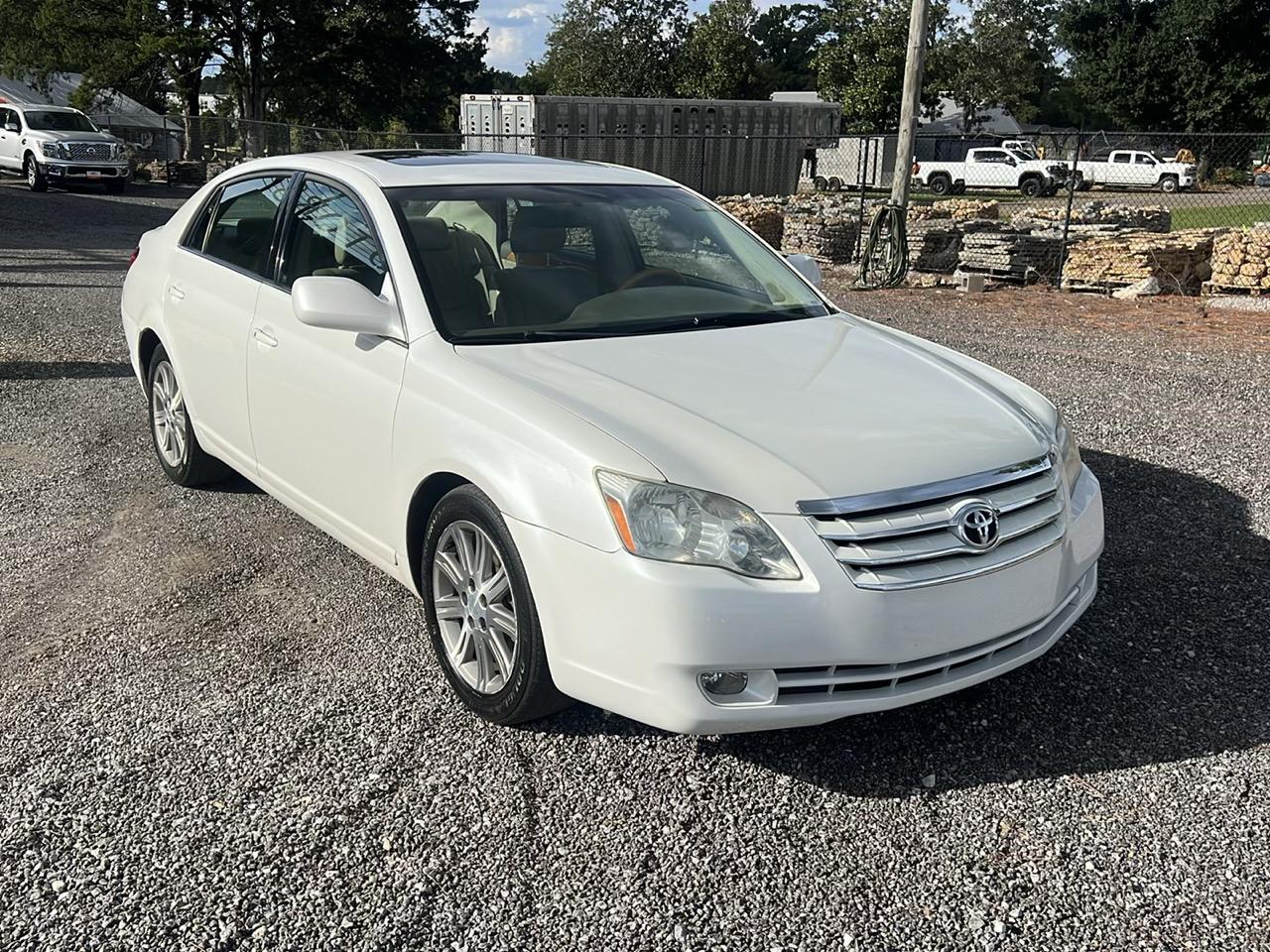 Toyota Avalon  2007
