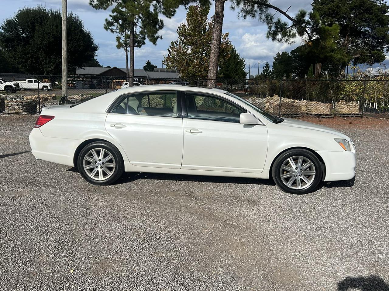 Toyota Avalon  2007