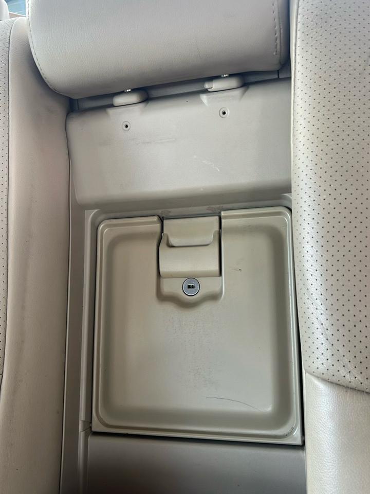Toyota Avalon  2007