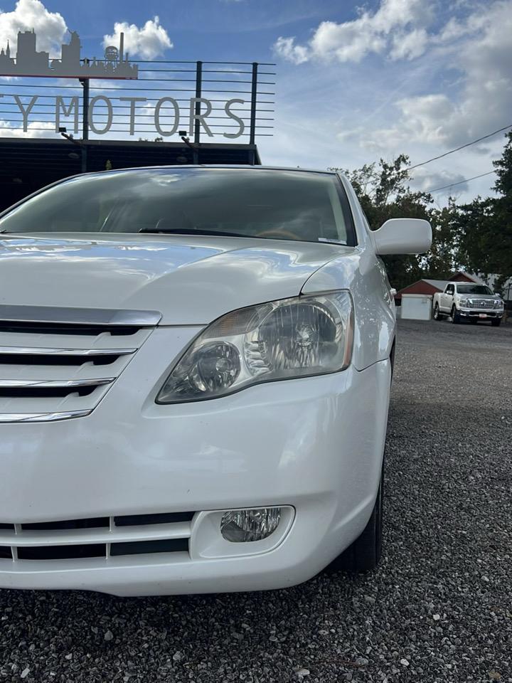 Toyota Avalon  2007