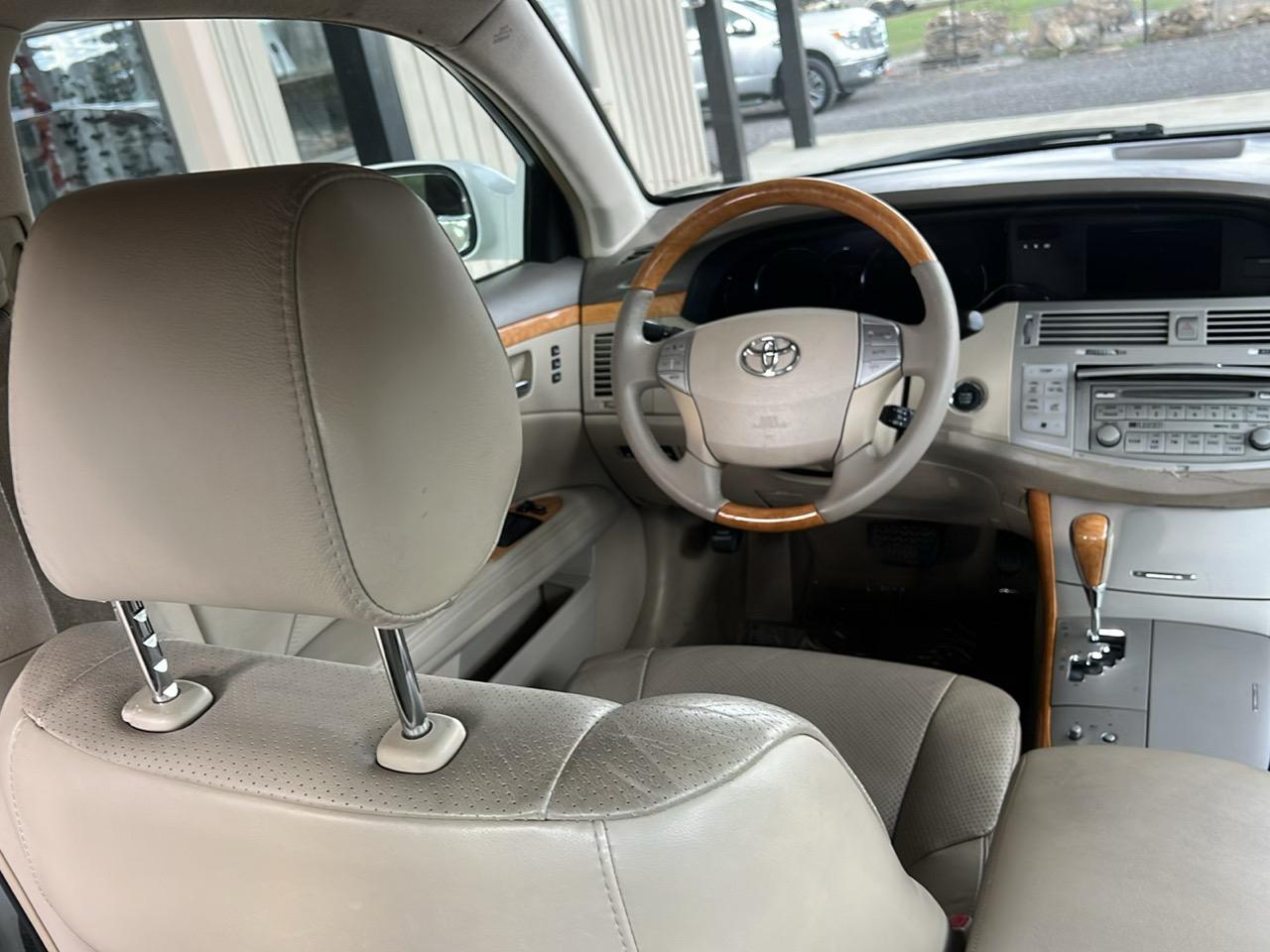 Toyota Avalon  2007