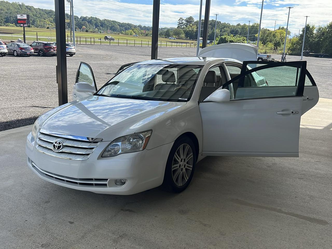 Toyota Avalon  2007