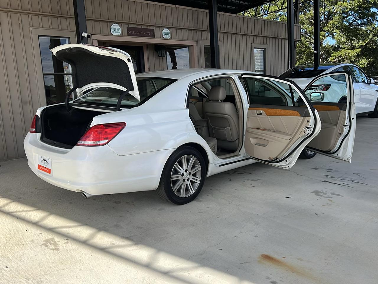 Toyota Avalon  2007