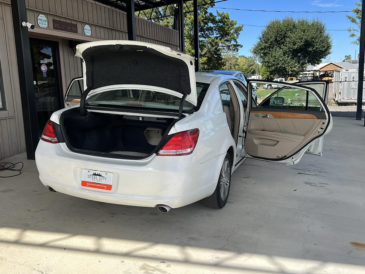Toyota Avalon  2007