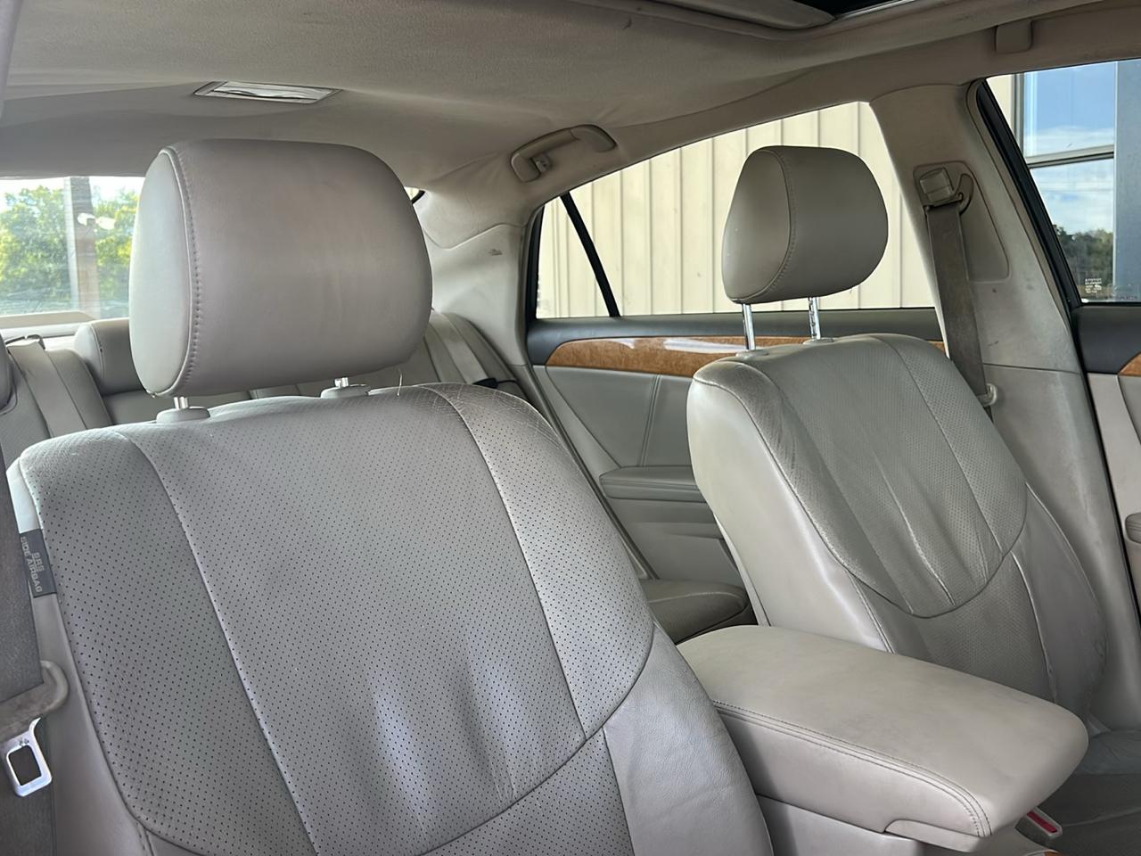 Toyota Avalon  2007