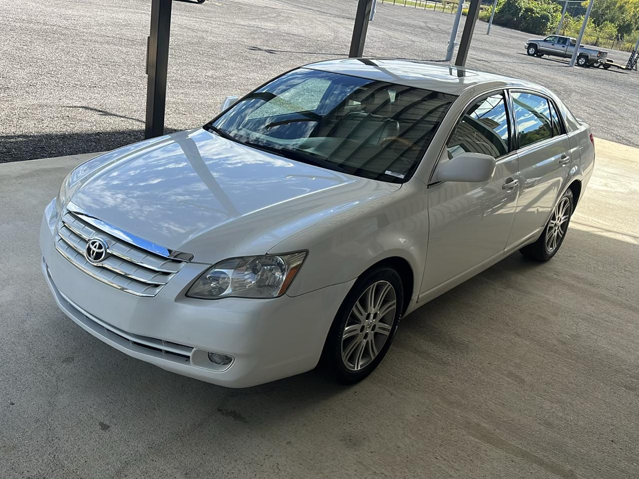 Toyota Avalon  2007