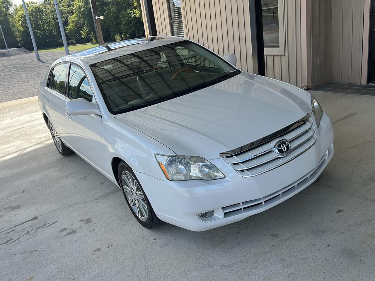 Toyota Avalon  2007