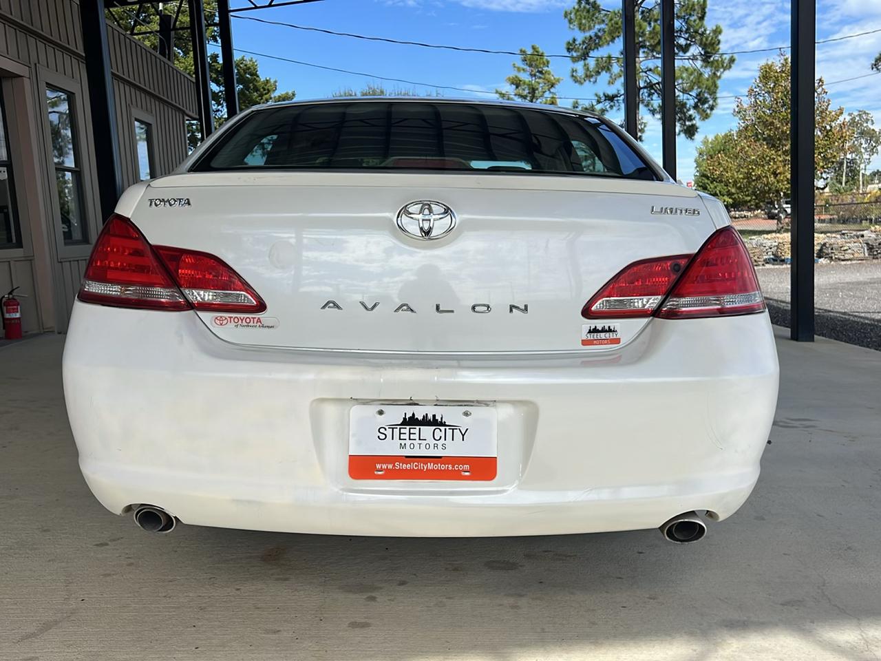 Toyota Avalon  2007