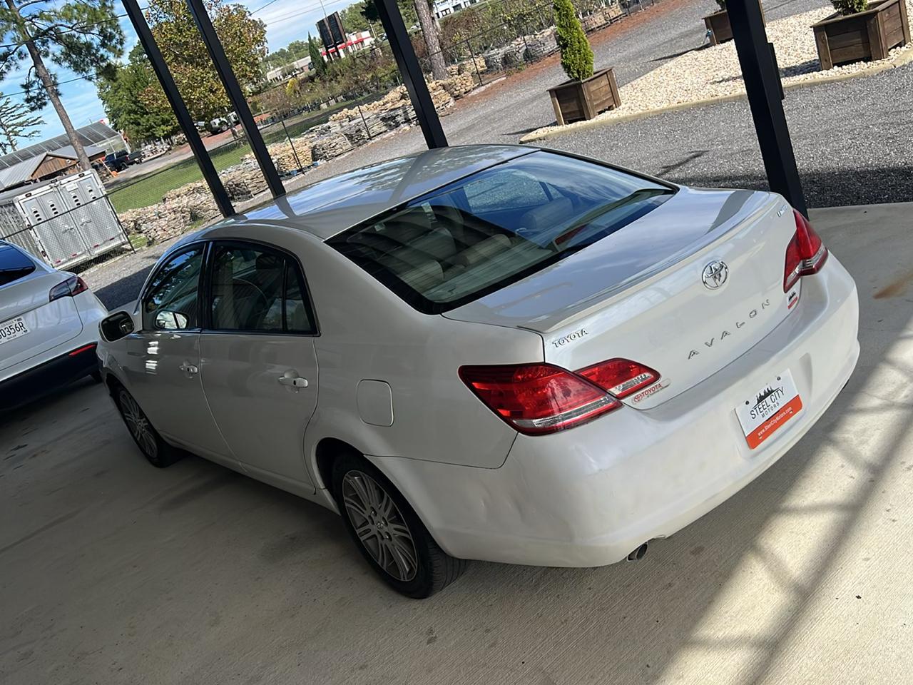 Toyota Avalon  2007